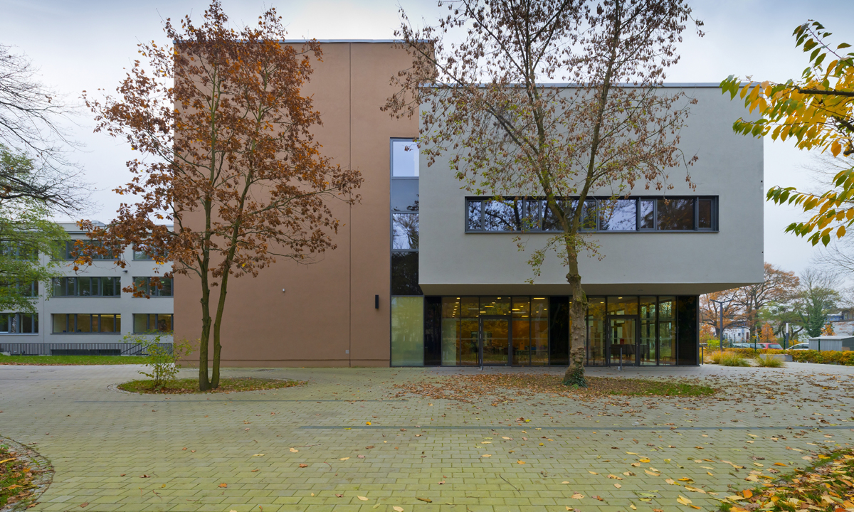 P Kath Marienschule  NOV8073.jpg